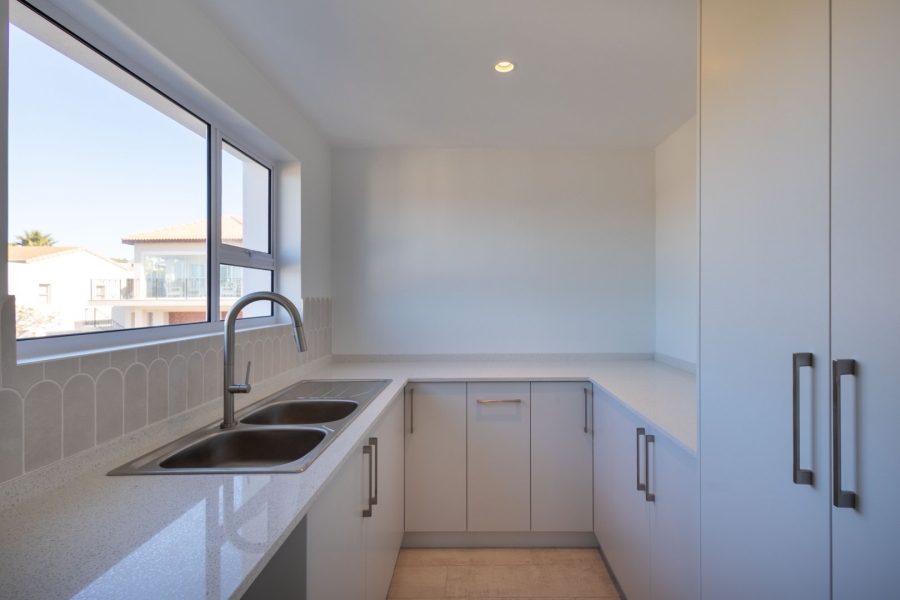 4 Bedroom Property for Sale in Summer Place Western Cape